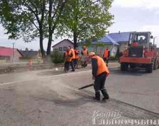 Фотофакт. Ведётся подготовка к ремонту дороги на улице Московской в Глубоком