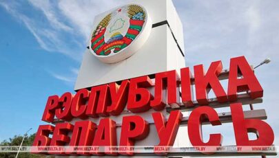 Александр Лукашенко: Польша наращивает военные силы у белорусских границ, Литва и Латвия пытаются не отставать